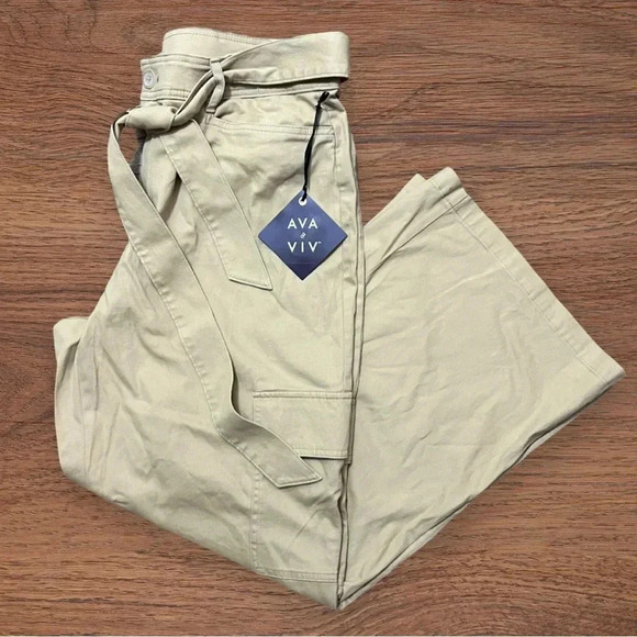 Sz 17 High-Rise Wide Leg Cargo Pants - Ava & Viv™ Tan - Picture 4 of 7